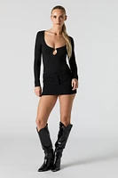 Maillot côtelé à manche longue et découpe