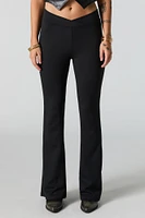 Legging à jambe évasée doux avec bande de taille en V