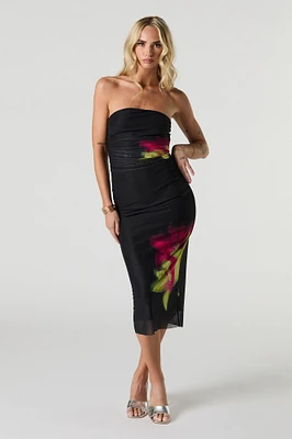 Robe midi tubulaire ruchée en filet fleuri