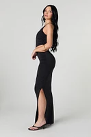 Robe maxi profilée avec découpes