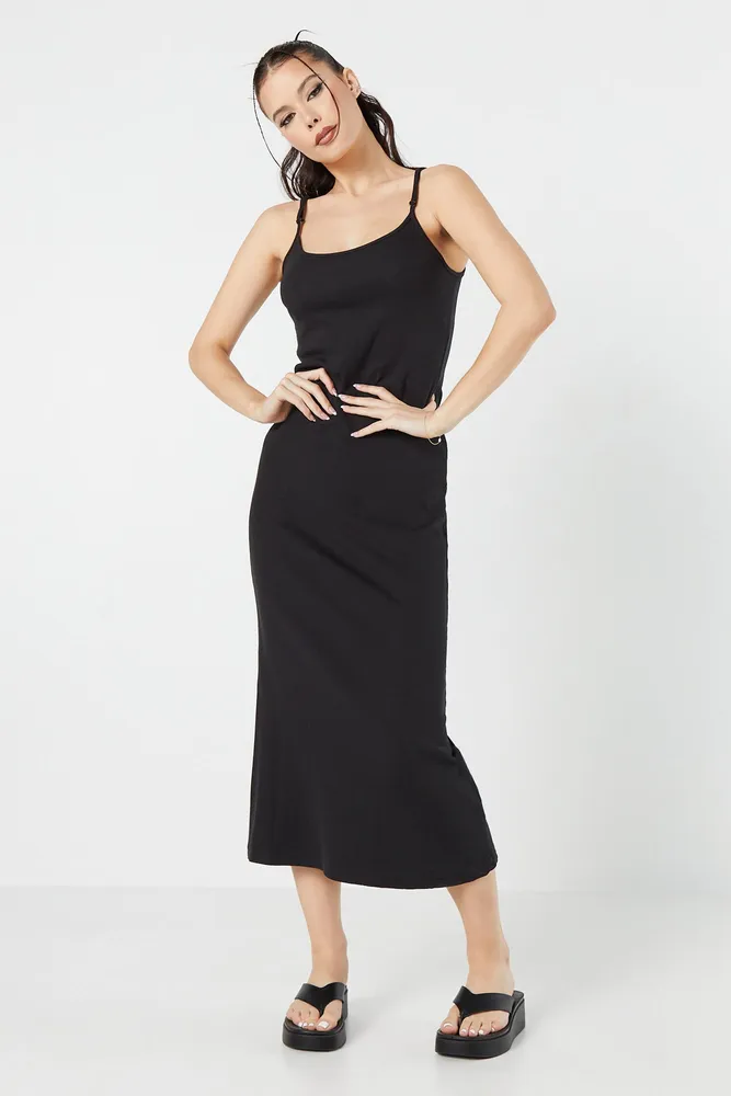 Scoop Neck Maxi Dress