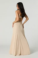 Robe maxi scintillante ruchée à découpe au dos