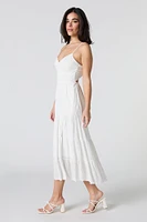 Robe midi avec attache au dos et décolleté en coeur