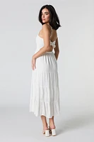 Robe midi avec attache au dos et décolleté en coeur