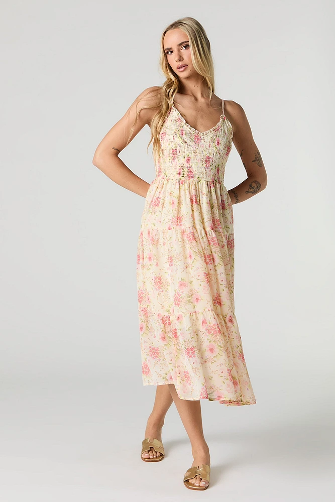 Robe midi smockée en chiffon avec encolure V