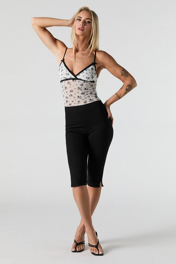 Camisole en filet fleuri avec liséré de dentelle