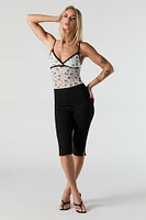 Camisole en filet fleuri avec liséré de dentelle