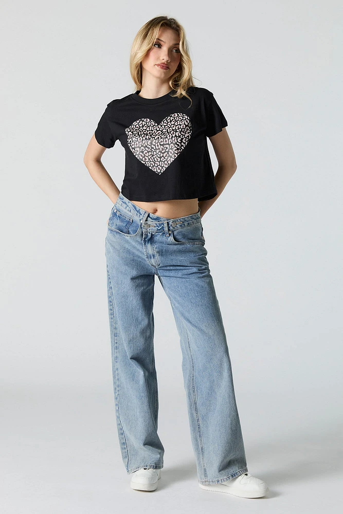 Cheetah Heart Graphic Cropped T-Shirt