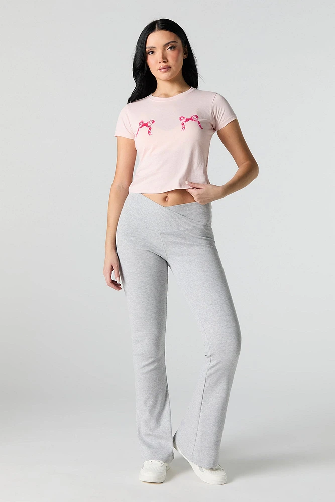 Bow Graphic Cropped T-Shirt