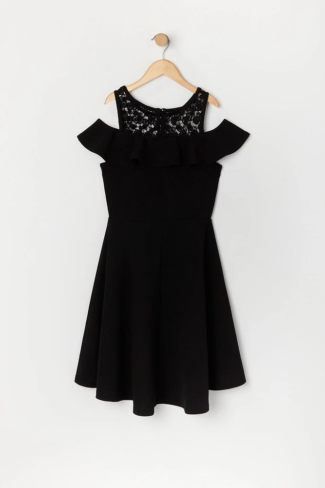 Robe asymÃ©trique crochetÃ©e Ã  Ã©paules dÃ©nudÃ©es pour fille