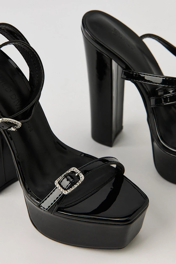 Chausseures à talon plateforme et lanière