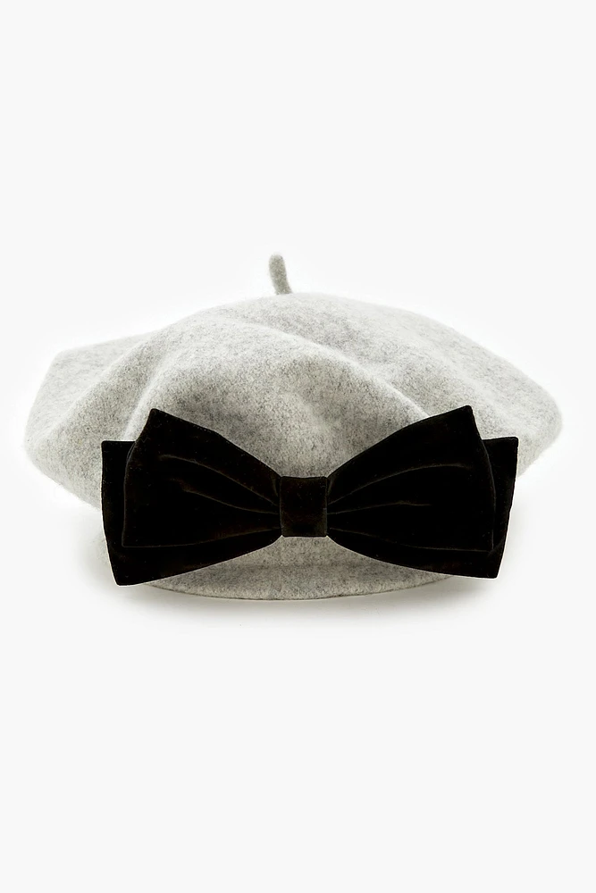 Velvet Bow Beret