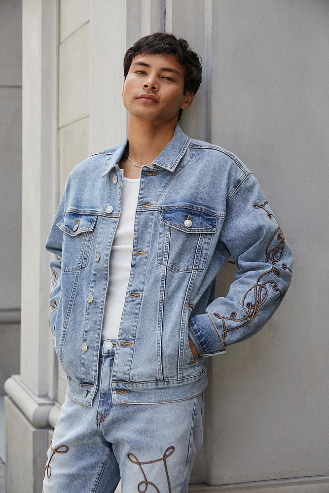 Blouson en denim avec motif brodÃ©