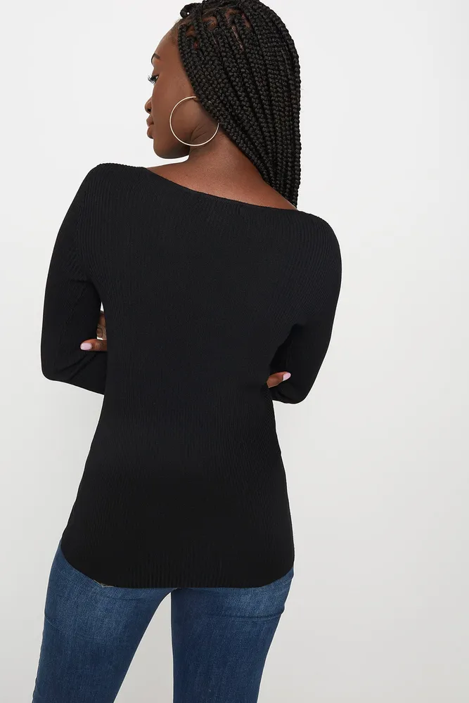 Ribbed Lace-Up Long Sleeve Top