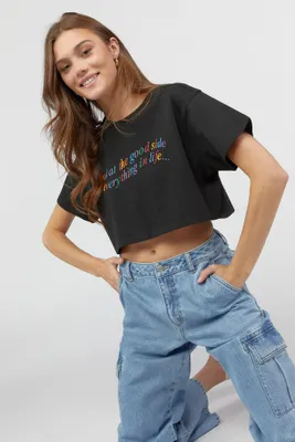 The Good Side Graphic Cropped T-Shirt