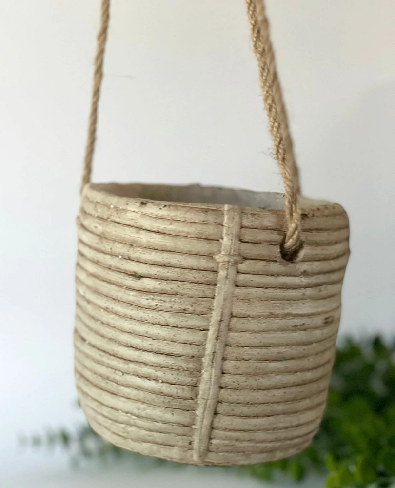 Morrone Hanging Pot