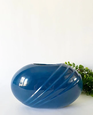 Swift Art Deco Vase