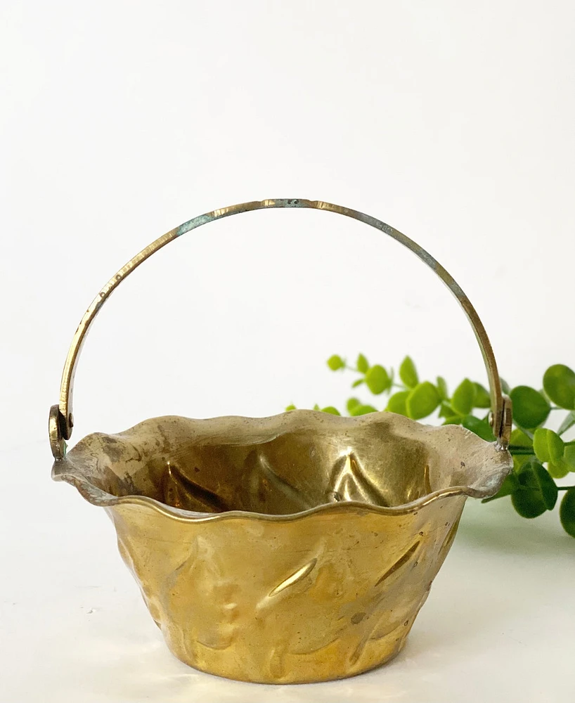 Brass Dish Leaf with Handle