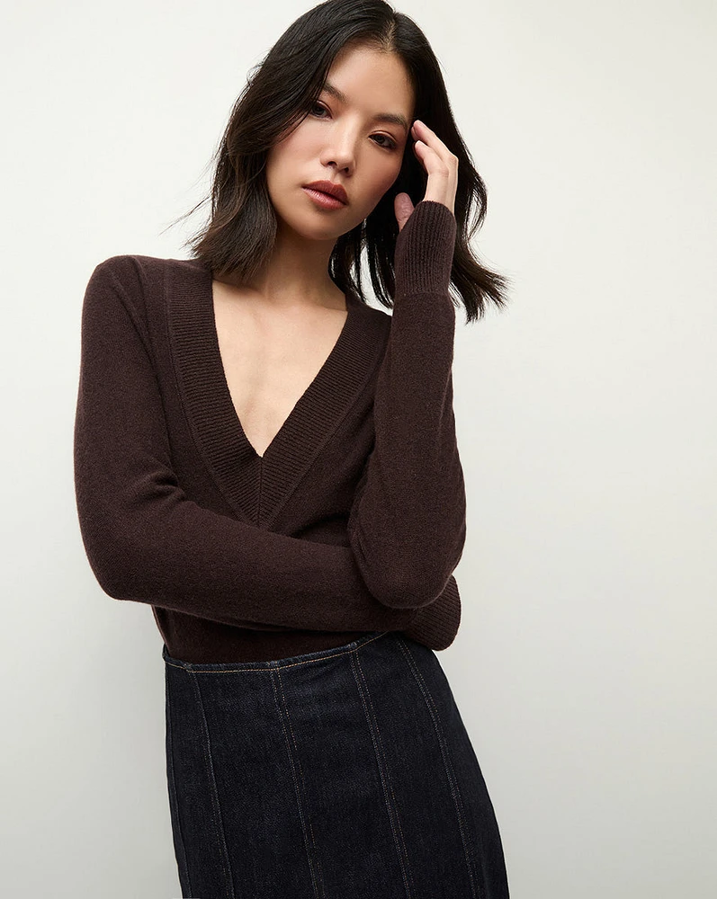 Coleta V-Neck Cashmere Sweater in Dark Chocolate | Veronica Beard