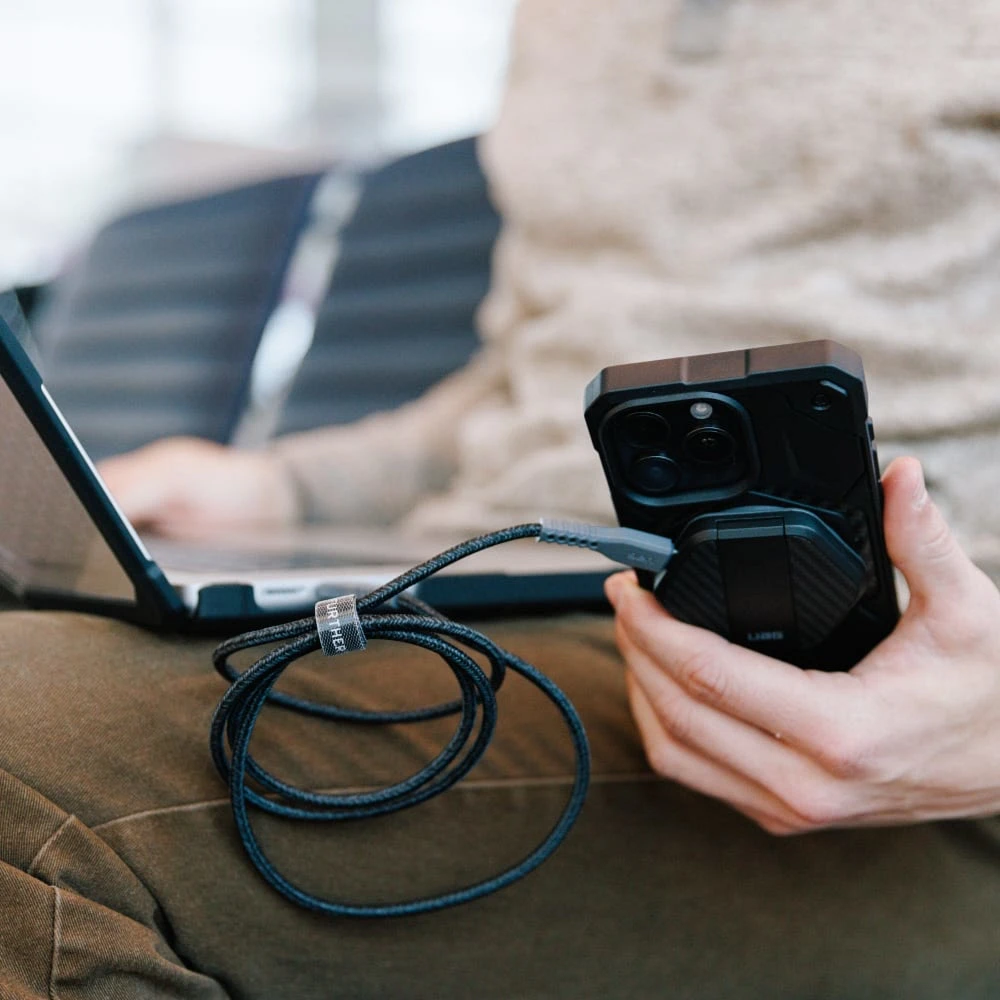 Rugged Wireless Charging Pad with Kickstand and USB-C Cable for MagSafe 15W Black/Carbon Fiber