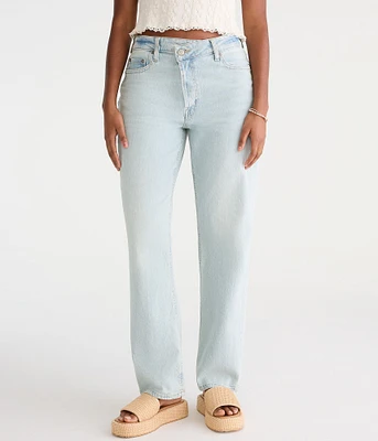 Curvy High-Waisted Baggy Jean