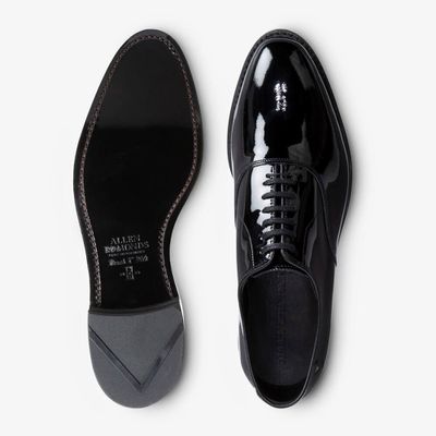 Carlyle Plain-Toe Oxford