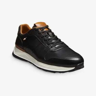 Lawson Lace-up Sneaker