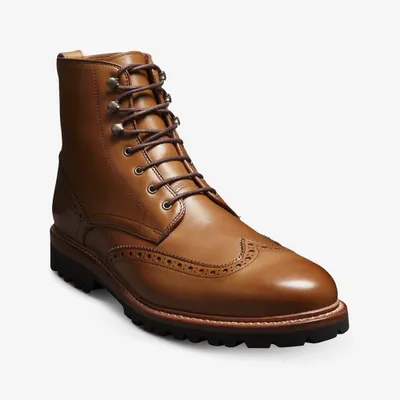 Astor Wingtip Boot