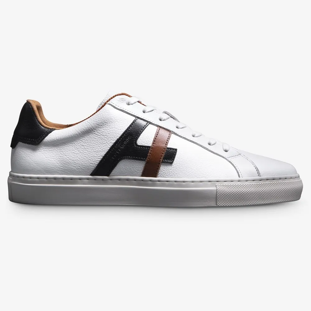 Center Court Lace-up Sneaker