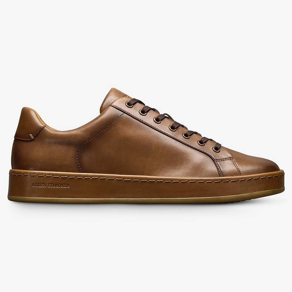 Barnes Lace-up Sneaker