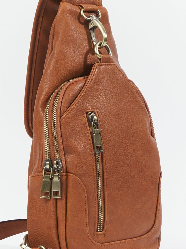 rusticbones + Sheila  Bags, Boho style handbags, Suede bag outfit