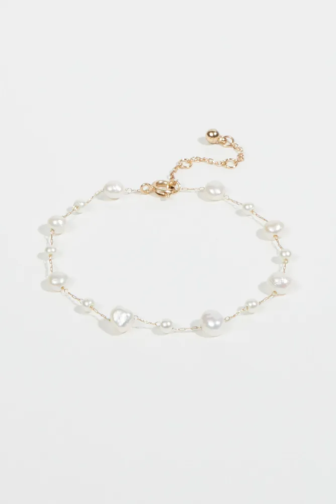 Dainty Pearl Chain Bracelet
