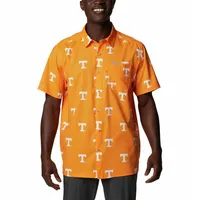 Vols | Tennessee Columbia Men's Super Slack Tide Printed Shirt Alumni Hall