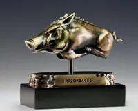  Razorbacks | Arkansas Icon Artworks Bronze Desktop Sculpture | Alumni Hall