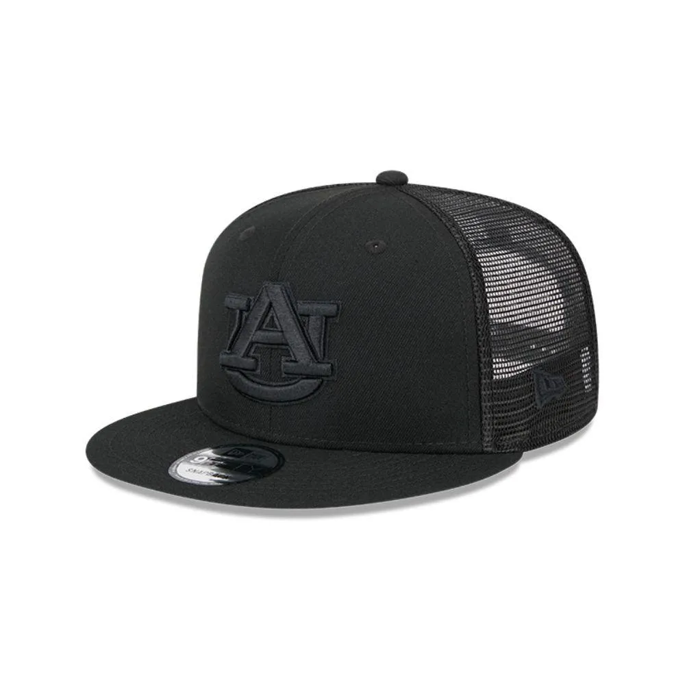 Atlanta Braves New Era Black-on-Black Neo Mesh 39THIRTY Flex Hat