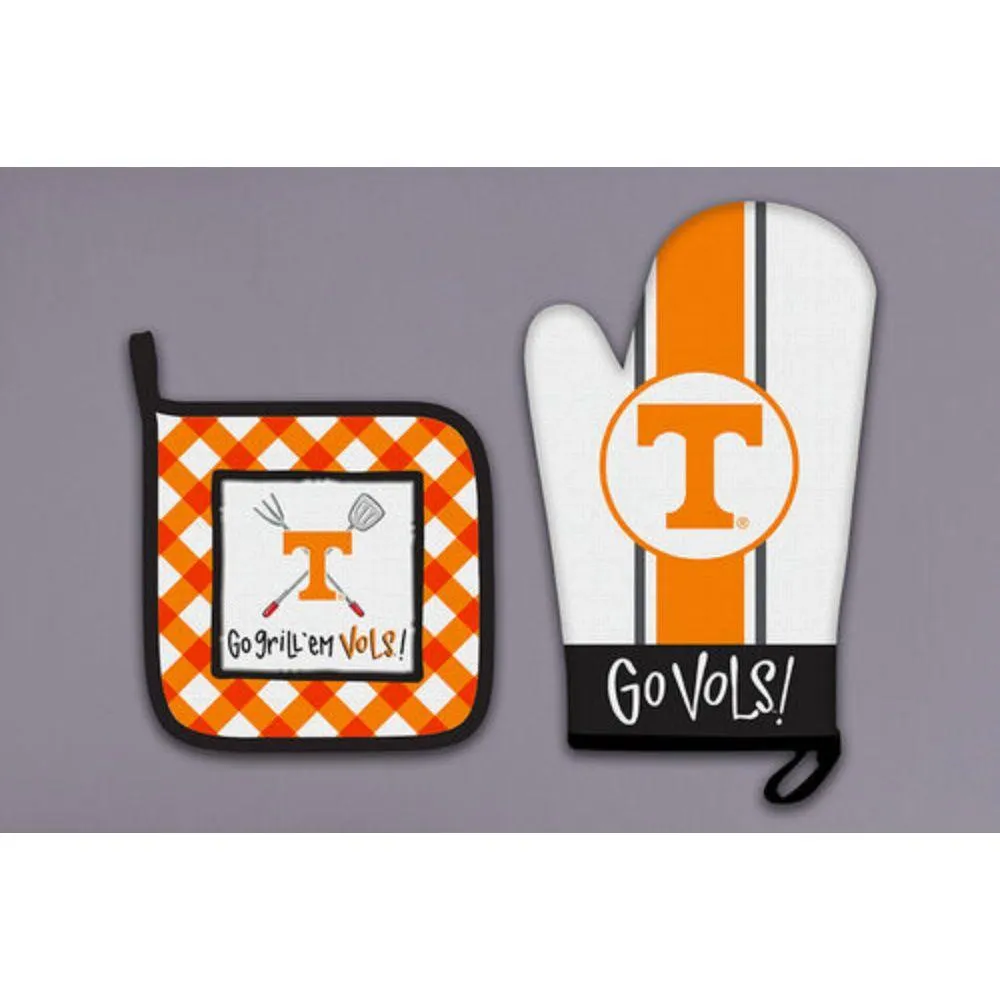 Tennessee Magnolia Lane Oven Mitt and Pot Holder Set