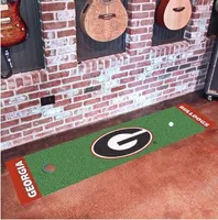  Dawgs | Georgia Putting Green Mat | Alumni Hall