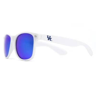  Cats | Kentucky Society43 Sunglasses | Alumni Hall