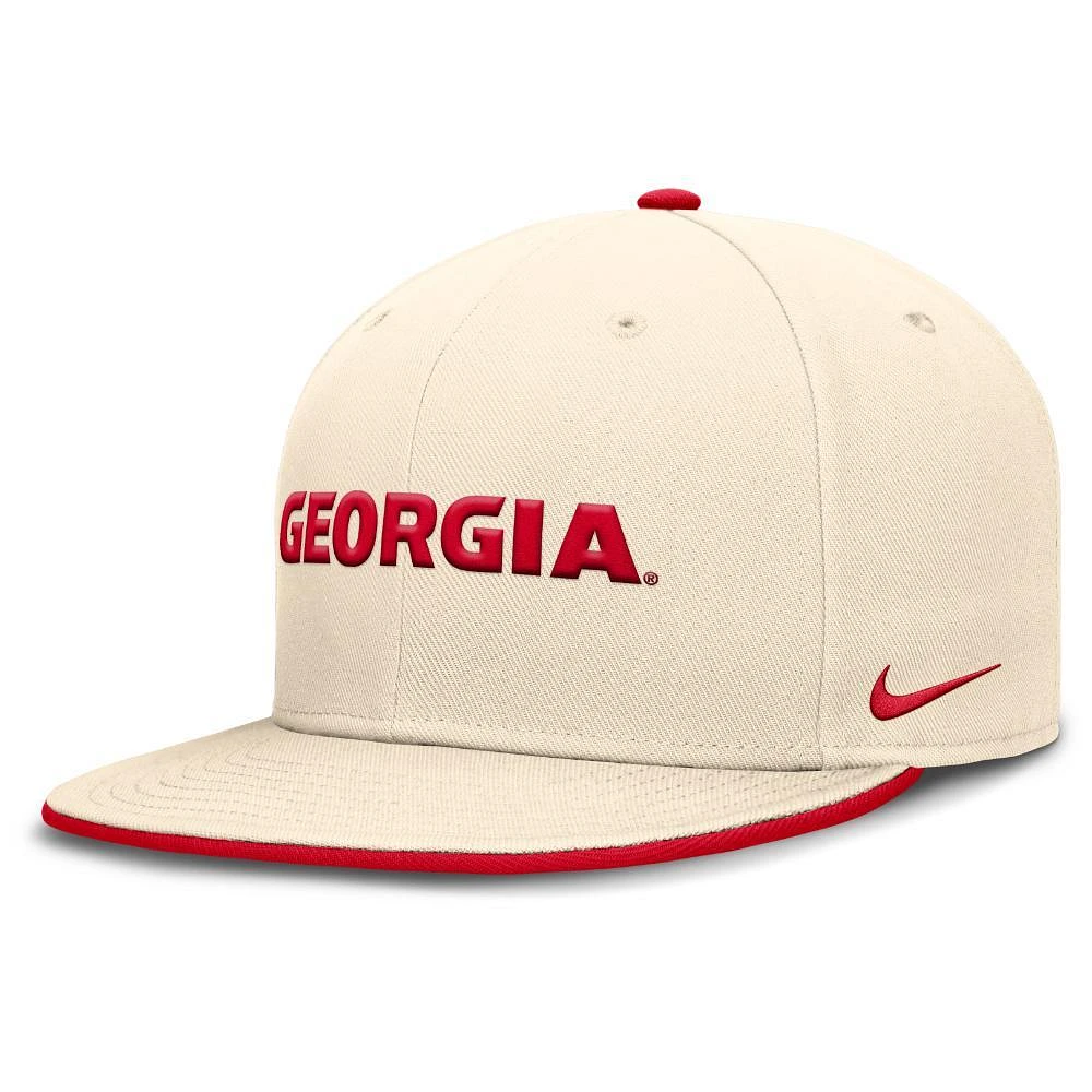 Georgia Nike Dri-Fit Pro Structured Round Bill Fitted Cap