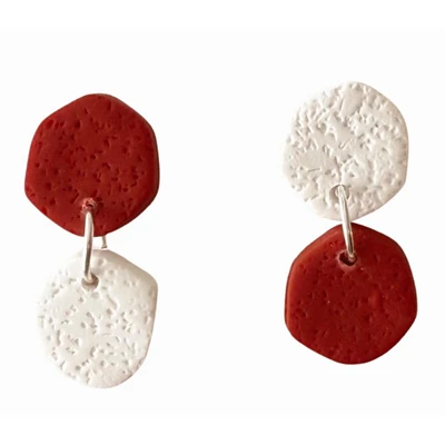 Cardinal and White Sweet Tree Jewelry Laine Mismatched Circle Earrings