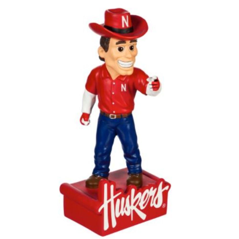  Huskers | Nebraska Mascot Statue | Alumni Hall