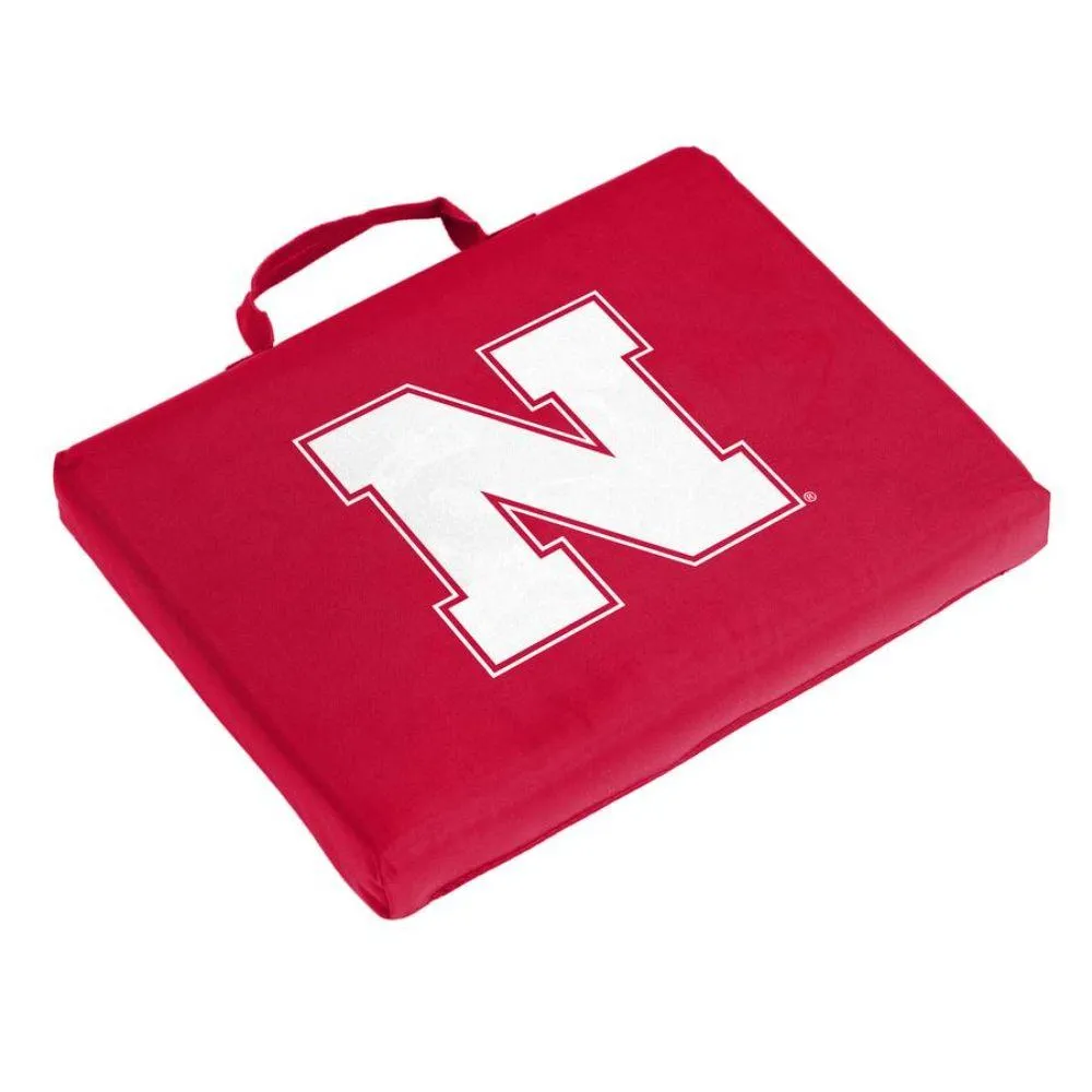  Huskers | Nebraska Bleacher Cushion | Alumni Hall