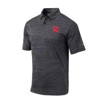 Huskers | Nebraska Columbia Golf Omni- Wick Set Polo Alumni Hall