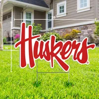  Huskers | Nebraska Huskers Script Lawn Sign | Alumni Hall