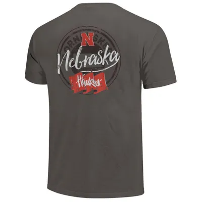 Huskers | Nebraska State Flag Circle Short Sleeve Comfort Colors Tee Alumni Hall