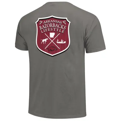 Razorbacks | Arkansas Wood Sign Laurels Short Sleeve Comfort Colors Tee Alumni Hall