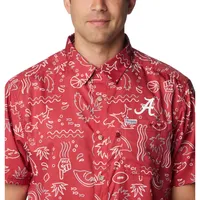 Bama | Alabama Columbia Super Slack Tide Fish Print Woven Shirt Alumni Hall