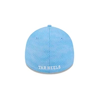 UNC New Era 3930 Helmet Stripe Flex Fit Cap