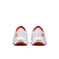 Clemson | Nike Pegasus 40 Shoe Alumni Hall