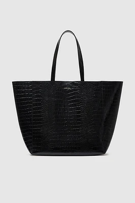 Elly Tote